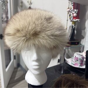 Beautiful Fox Fur Hat/ Excellent Condition